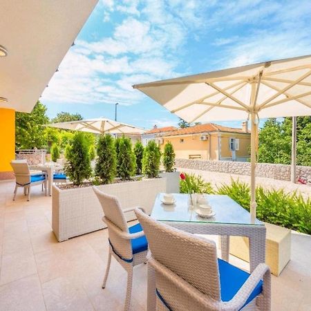 Apartamento Adriatico Omišalj Exterior foto