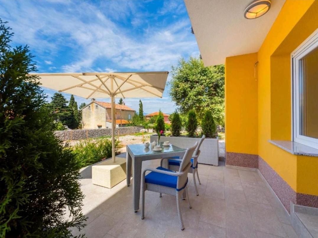 Apartamento Adriatico Omišalj Exterior foto