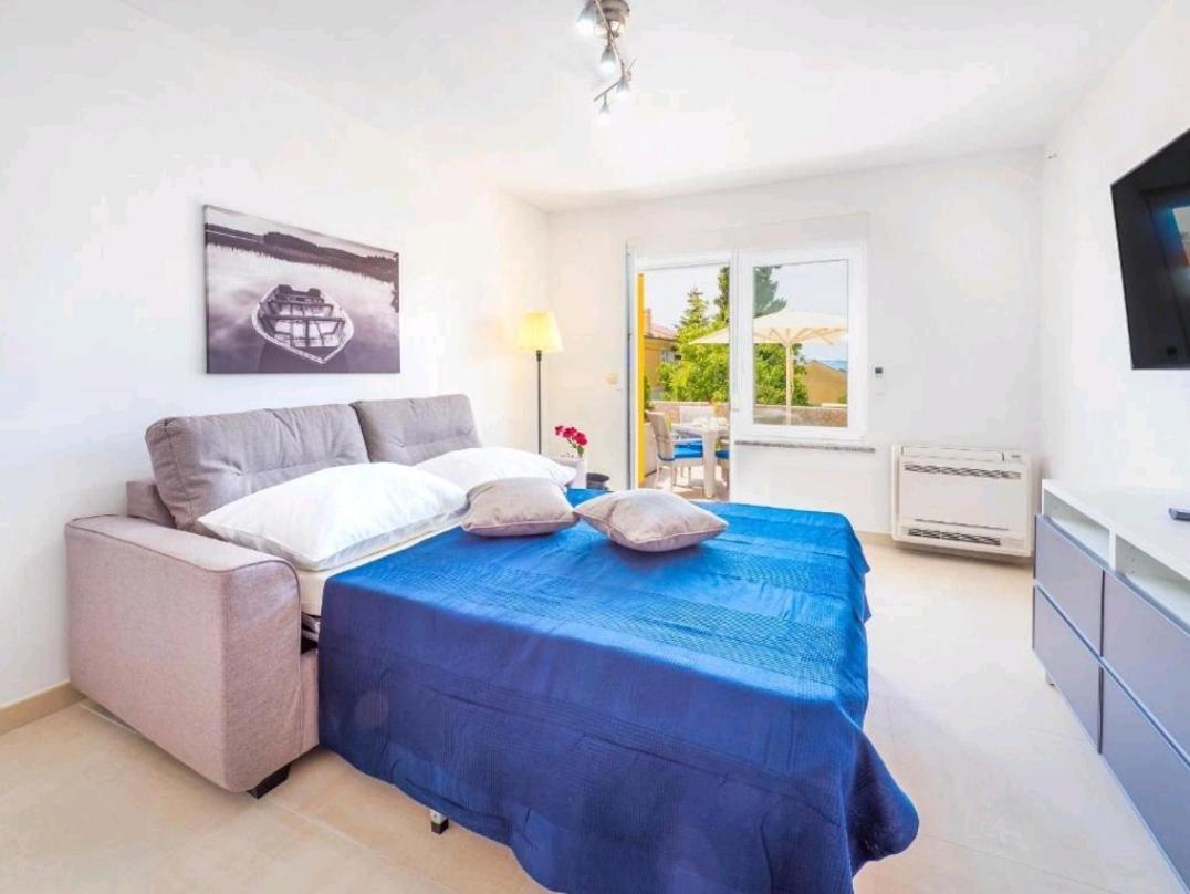 Apartamento Adriatico Omišalj Exterior foto